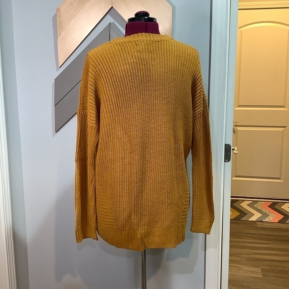 Golden yellow Arizona Jean Company sweater size large - Picture 3 of 7
